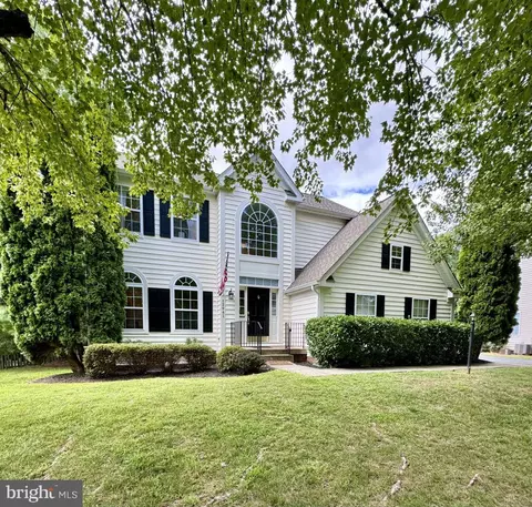 12941 Champlain Dr, Manassas, VA 20112