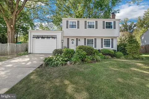 Exterior - 4203 Avon Dr, Dumfries, VA 22025 photo 2 of 8