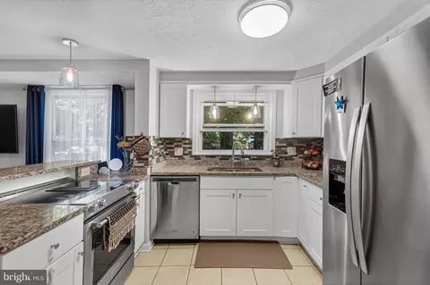 Kitchen - 4203 Avon Dr, Dumfries, VA 22025 photo 1 of 3