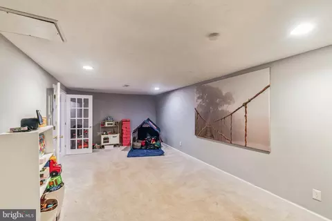 Entry Way - 4203 Avon Dr, Dumfries, VA 22025 photo 3 of 3