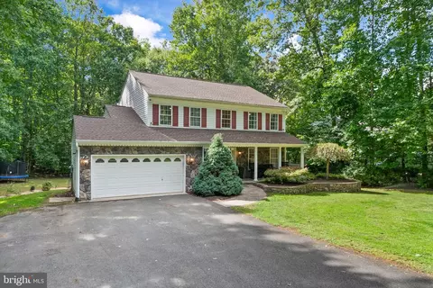 13216 Kahns Rd, Manassas, VA 20112