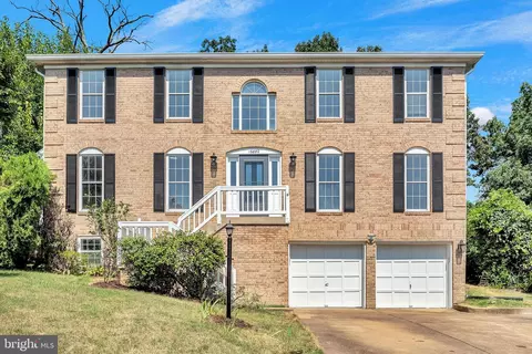 16880 Francis West Ln, Dumfries, VA 22026