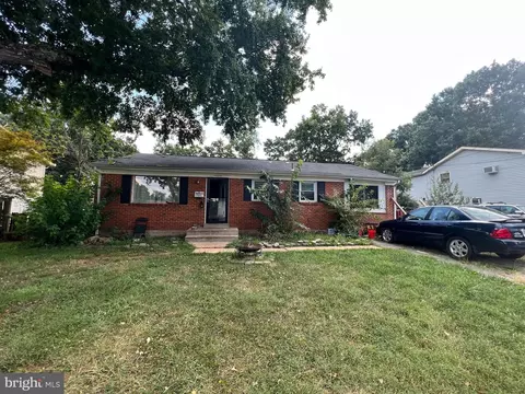 9609 Lafayette Ave, Manassas, VA 20109