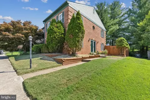 3318 Ladino Ct, Woodbridge, VA 22193