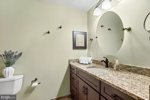 8403 Aubrey Dr, Manassas, VA 20111 photo 17