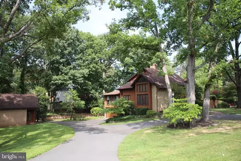 8403 Aubrey Dr, Manassas, VA 20111