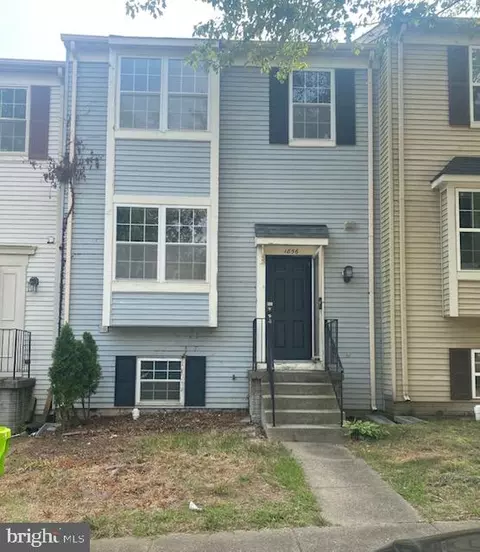 1856 Heather Glen Ct, Woodbridge, VA 22191
