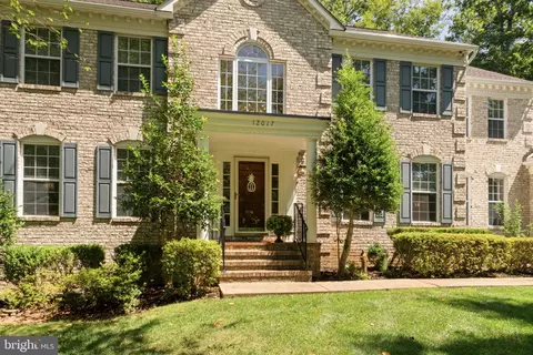 Exterior - 12017 Bridle Post Pl, Manassas, VA 20112 photo 2 of 21