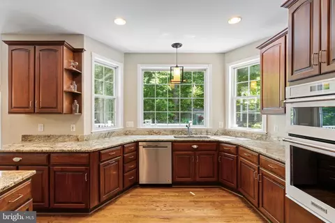 Kitchen - 12017 Bridle Post Pl, Manassas, VA 20112 photo 3 of 6