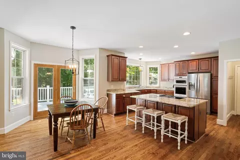 Kitchen - 12017 Bridle Post Pl, Manassas, VA 20112 photo 6 of 6
