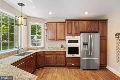 Kitchen - 12017 Bridle Post Pl, Manassas, VA 20112 photo 4 of 6