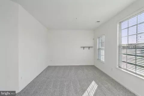 7885 Culloden Crest Ln, Gainesville, VA 20155 photo 6