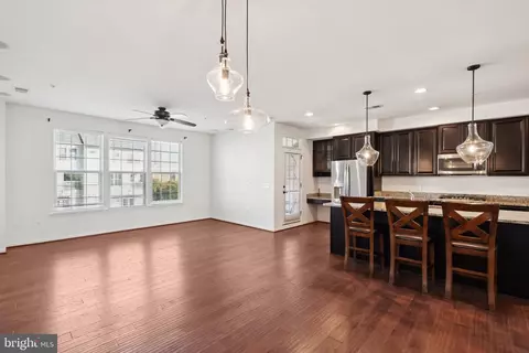 7885 Culloden Crest Ln, Gainesville, VA 20155 photo 13