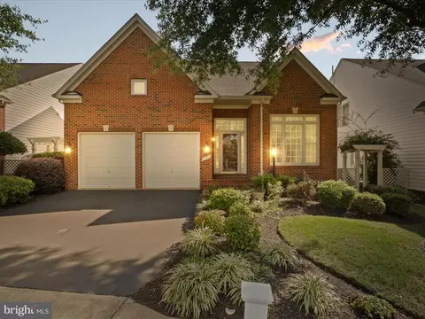 13842 Piedmont Vista Dr, Haymarket, VA 20169