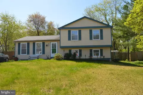 3237 Bethel Church Dr, Woodbridge, VA 22192