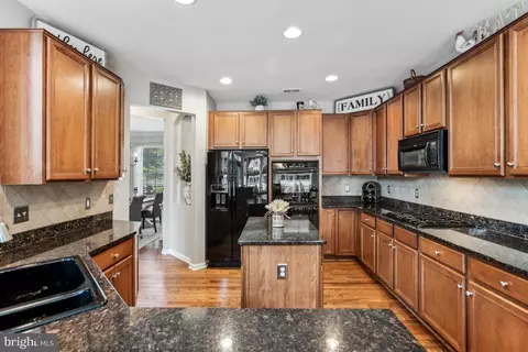 14113 Murphy Ter, Gainesville, VA 20155 photo 12