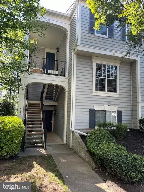 8230 Winstead Pl #201, Manassas, VA 20109