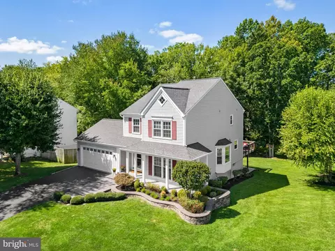8132 Tall Timber Dr, Gainesville, VA 20155