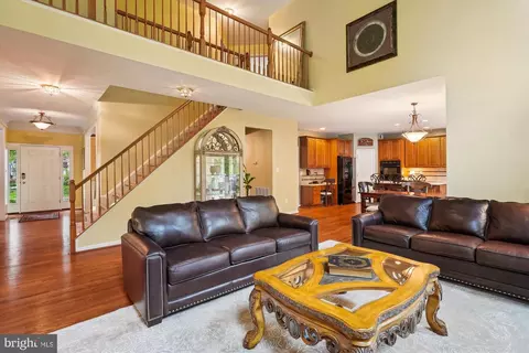 Entry Way - 15500 Allaire Dr, Gainesville, VA 20155 photo 3 of 3