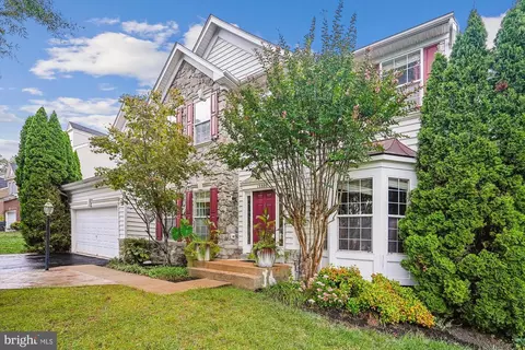 Exterior - 15500 Allaire Dr, Gainesville, VA 20155 photo 2 of 5