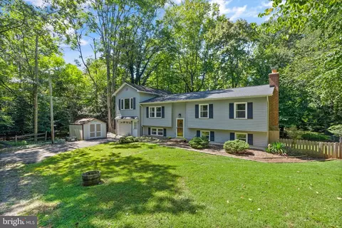 9007 Westchester Dr, Manassas, VA 20112