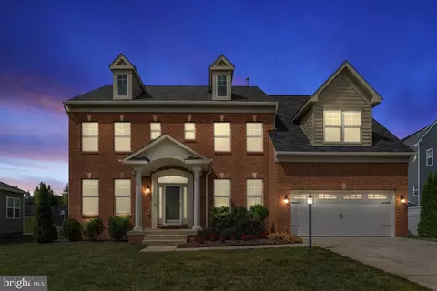 4008 Granary View Ct, Dumfries, VA 22025