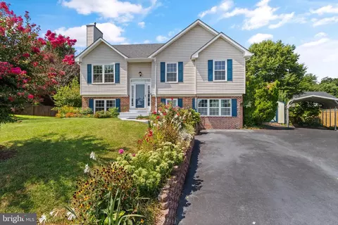 5764 Ralston Ct, Woodbridge, VA 22193