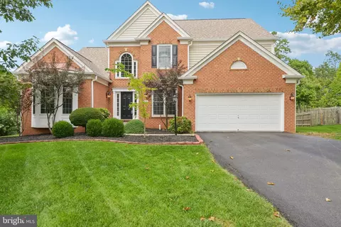 9590 Mountwood Dr, Manassas, VA 20110