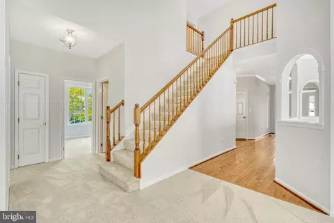 Entry Way - 13266 Fieldstone Way, Gainesville, VA 20155 photo 4 of 8