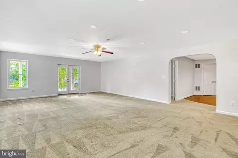 Living - 13266 Fieldstone Way, Gainesville, VA 20155 photo 14 of 16