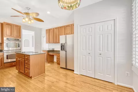 Kitchen - 13266 Fieldstone Way, Gainesville, VA 20155 photo 6 of 7
