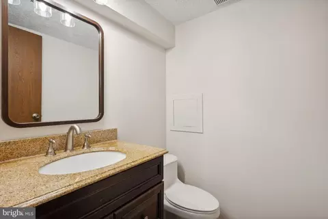 16133 Alexander Pl, Dumfries, VA 22025 photo 6