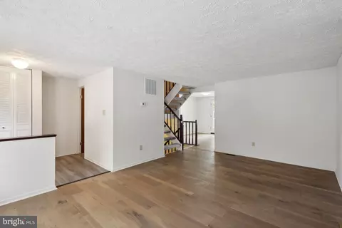 16133 Alexander Pl, Dumfries, VA 22025 photo 4