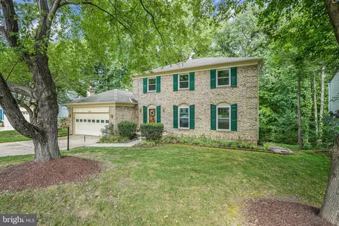11815 Parliament Dr, Woodbridge, VA 22192
