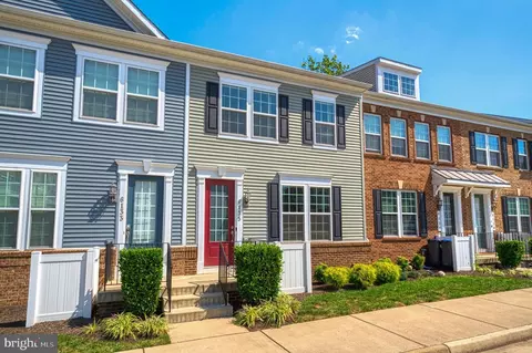 6135 Camerons Ferry Dr, Haymarket, VA 20169