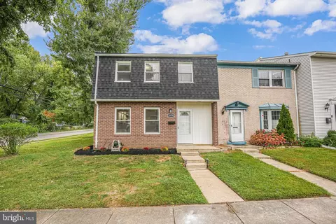 14790 Tamarack Pl, Woodbridge, VA 22191