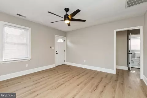 4011 White Haven Dr, Dumfries, VA 22026 photo 7
