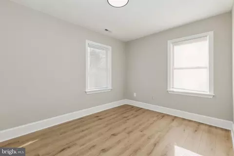 4011 White Haven Dr, Dumfries, VA 22026 photo 12