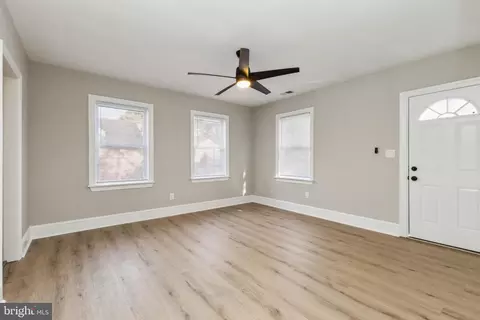 4011 White Haven Dr, Dumfries, VA 22026 photo 6