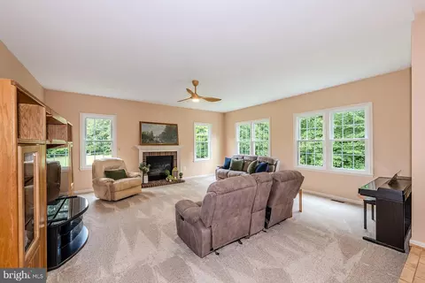 6370 Etheridge Ln, Manassas, VA 20112 photo 24