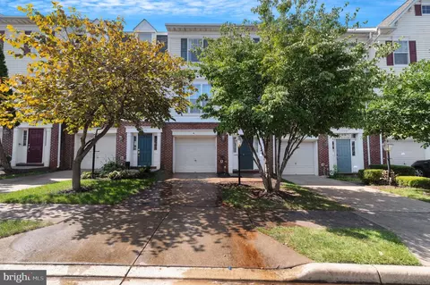 8007 Duck Pond Ter, Manassas, VA 20111