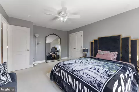 Bedroom - 8154 Snead Loop, Gainesville, VA 20155 photo 7 of 9