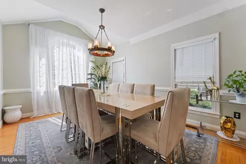 Dining - 8154 Snead Loop, Gainesville, VA 20155 photo 1 of 4