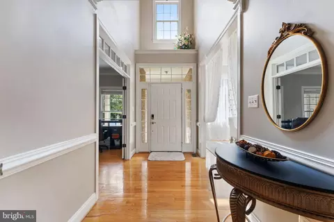 Entry Way - 8154 Snead Loop, Gainesville, VA 20155 photo 3 of 19