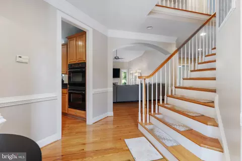 Entry Way - 8154 Snead Loop, Gainesville, VA 20155 photo 10 of 19