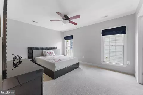 Bedroom - 8154 Snead Loop, Gainesville, VA 20155 photo 4 of 9