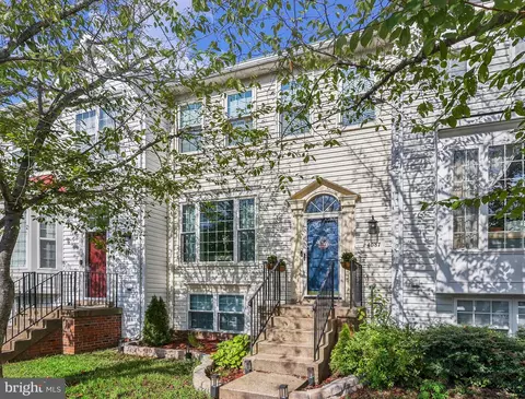 4087 Yellow Stone Loop, Dumfries, VA 22025