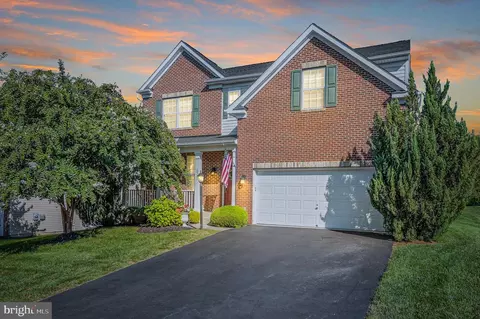 8302 Mineral Springs Dr, Manassas, VA 20112