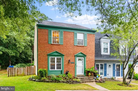 12271 Arabian Pl, Woodbridge, VA 22192