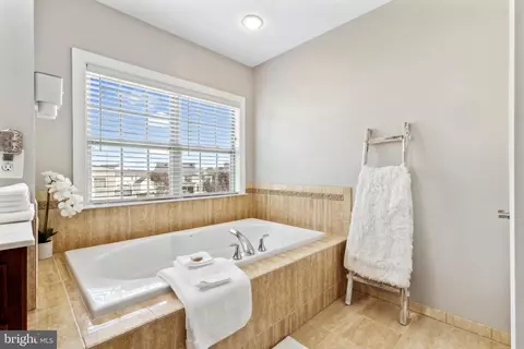 14425 Broadwinged Dr, Gainesville, VA 20155 photo 46